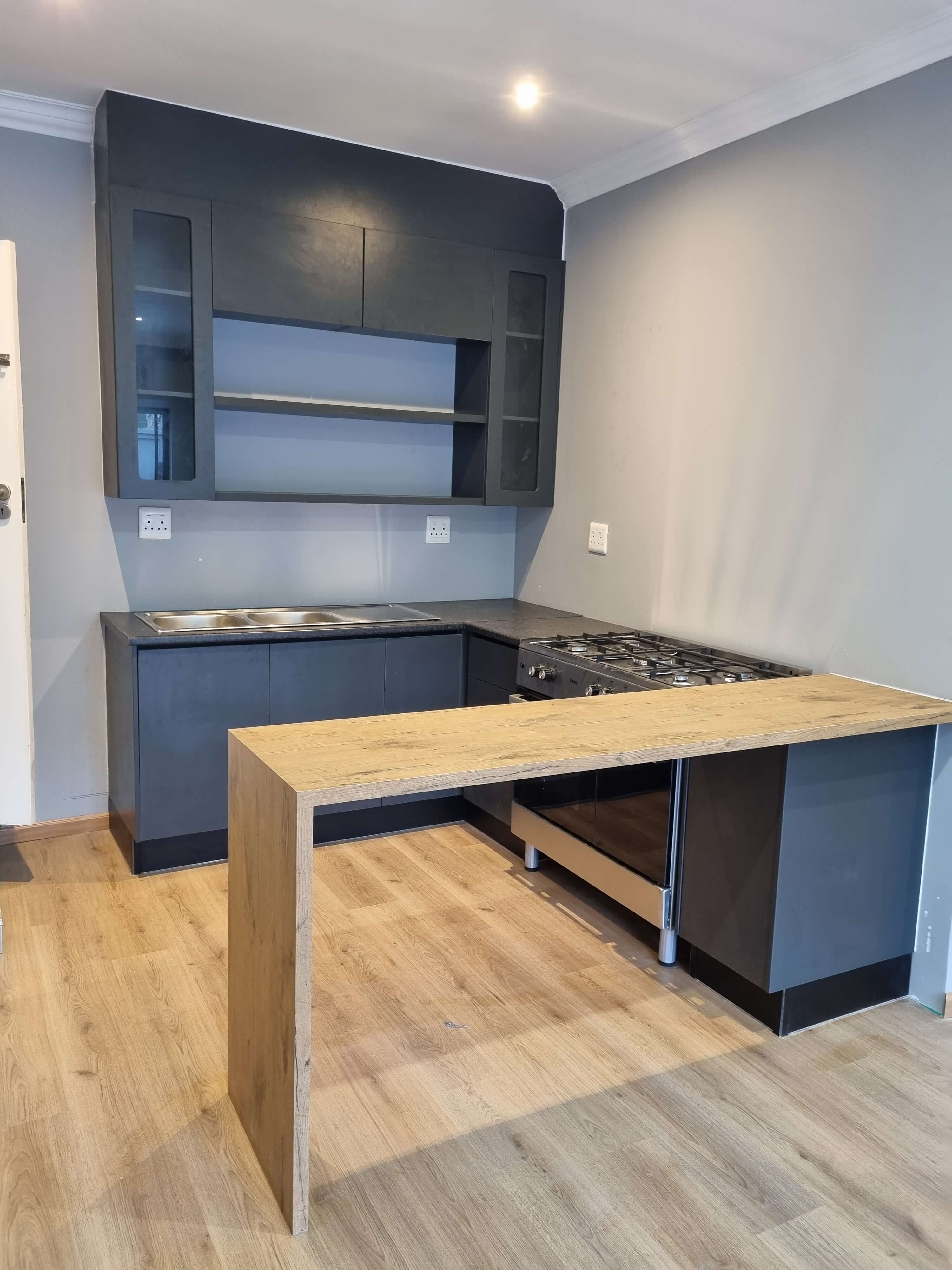 kitchen cupboards for small kitchen